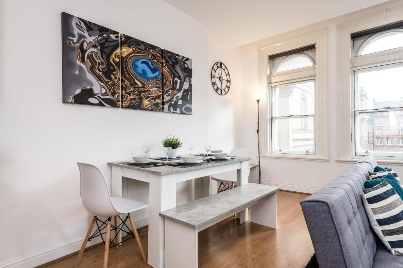 Superb Location, Lovely And Bright 2 Bed Appartement Liverpool Buitenkant foto