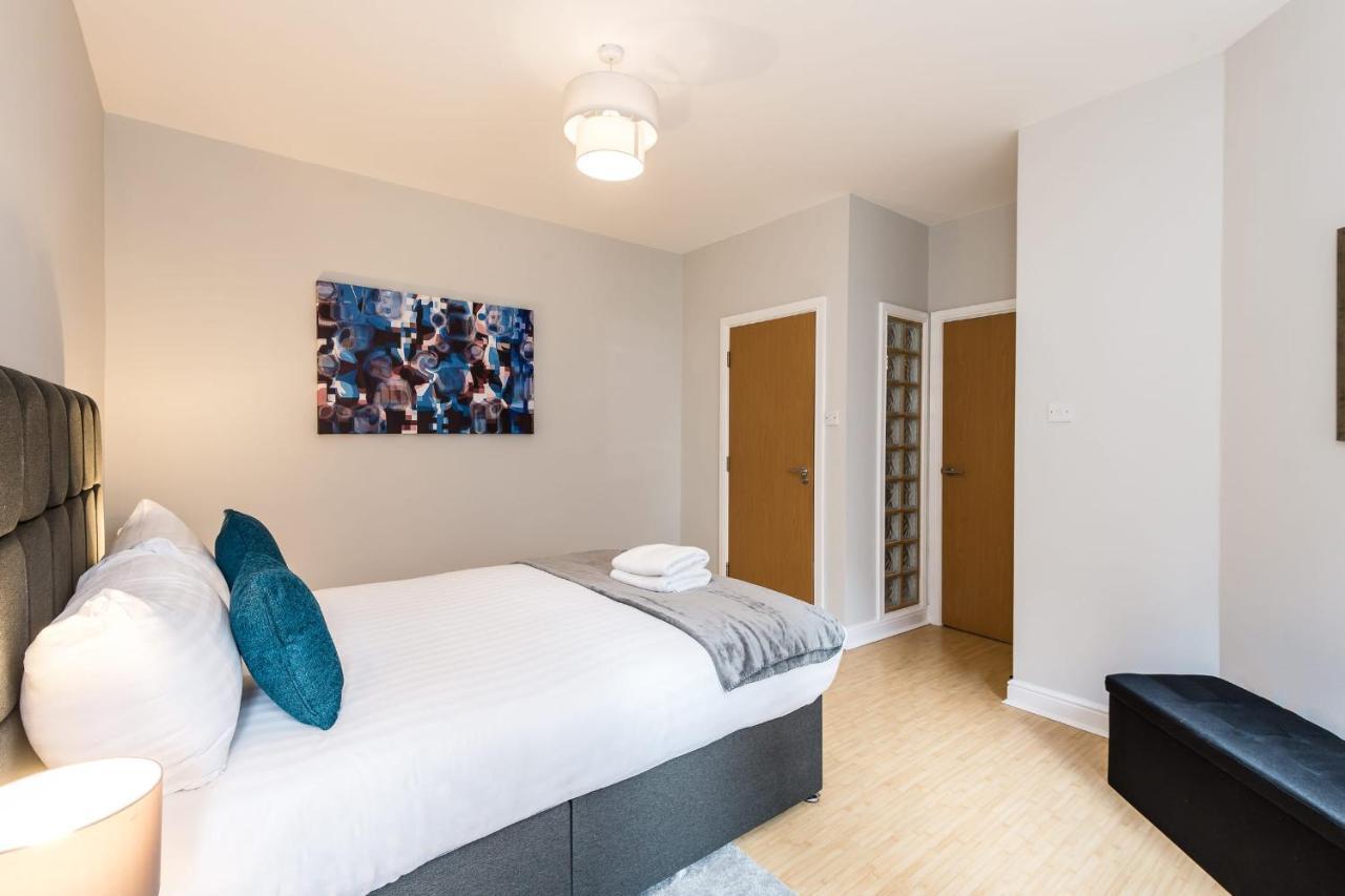 Superb Location, Lovely And Bright 2 Bed Appartement Liverpool Buitenkant foto